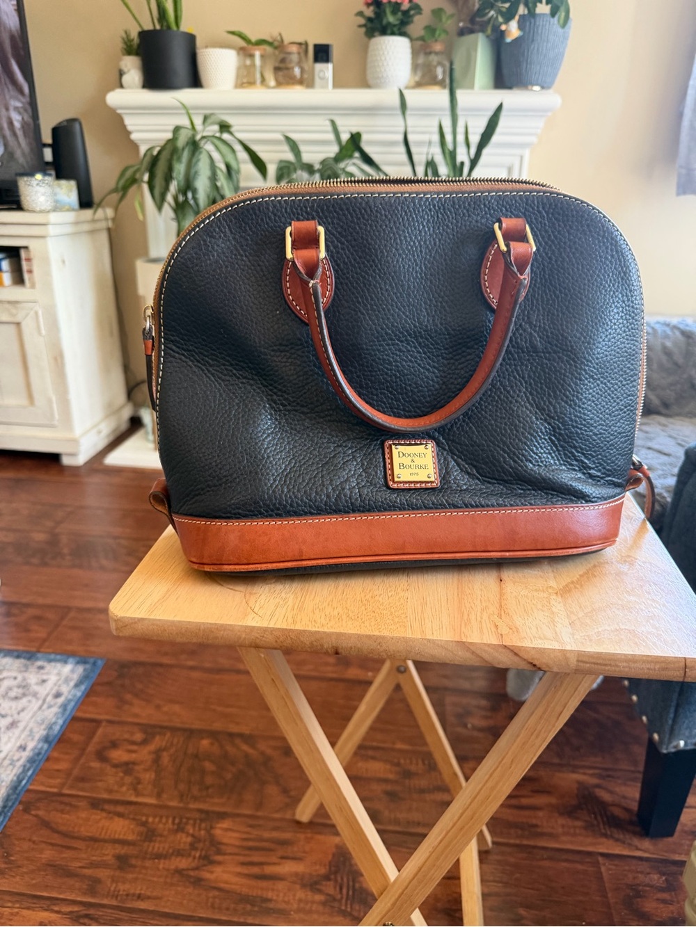 Vintage Dooney & Bourke Black Pebble Leather Satchel with Brown Trim - Picture 7 of 7